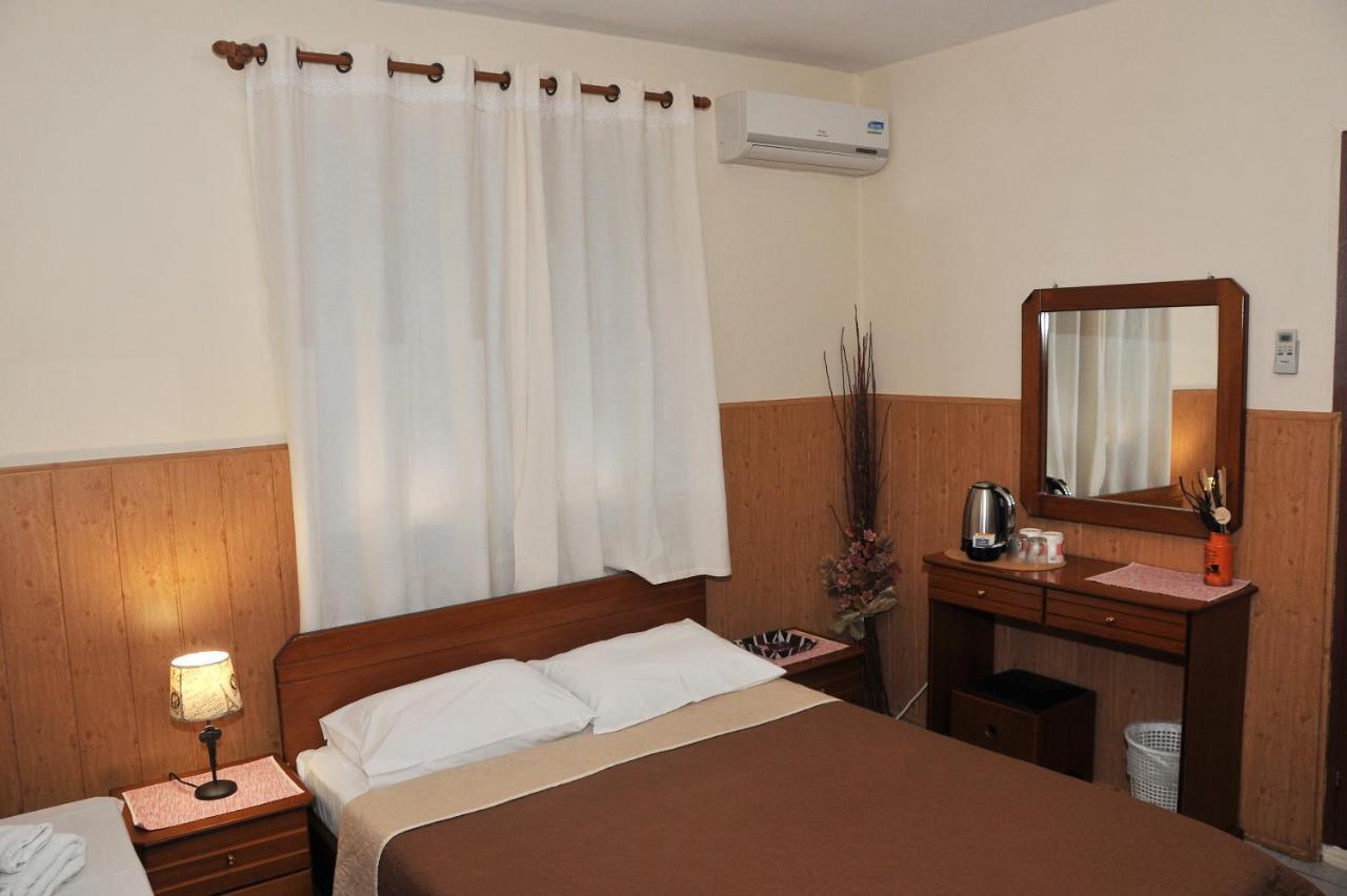 Guesthouse Bloutsos Rooms Kastraki  Exterior photo